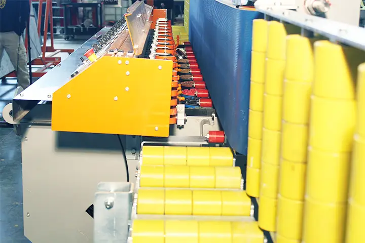 Close up of the Straight 8 pads for polishing and infeed tables